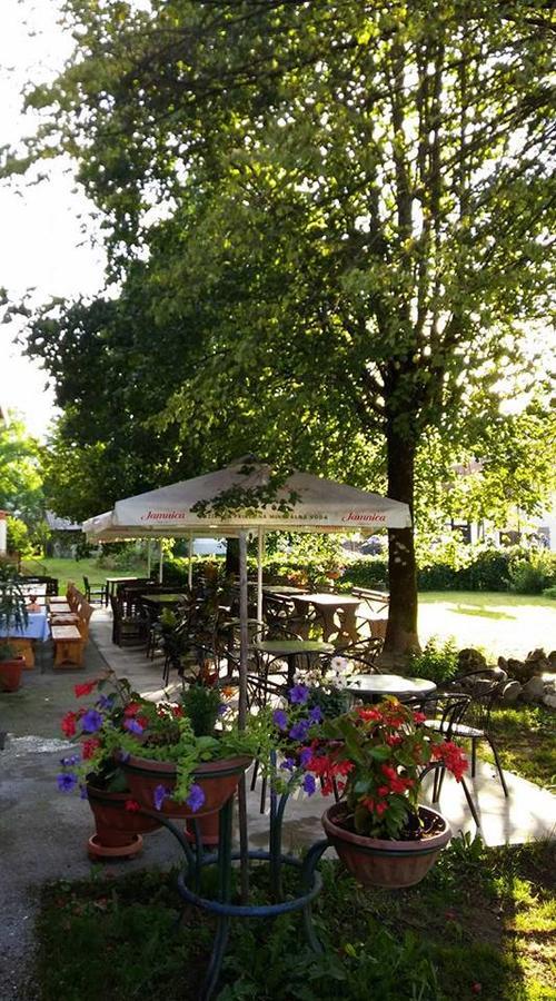 Hotel Mance Brod na Kupi Extérieur photo